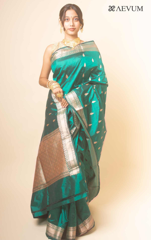Kanjivaram Banarasi work Pure Silk Saree with Silk Mark - 17743 Saree AEVUM   