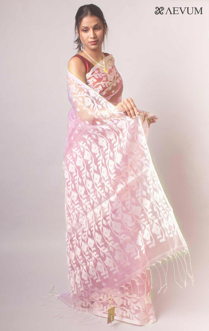 Muslin Dhakai Jamdani Saree - 17726 Saree AEVUM