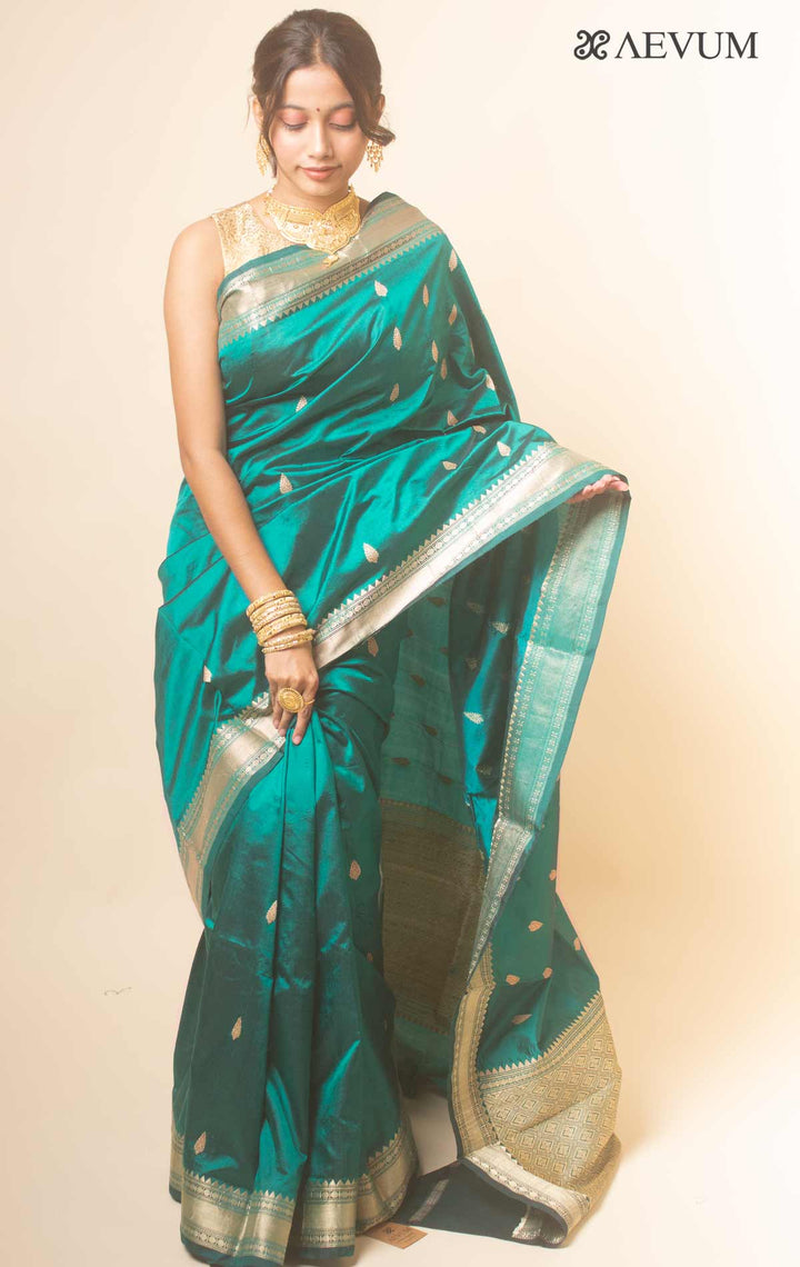 Kanjivaram Banarasi work Pure Silk Saree with Silk Mark - 17743 - AEVUM