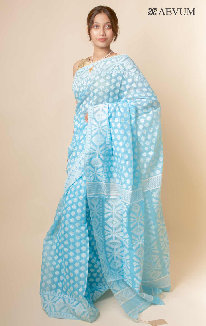 Soft Dhakai Jamdani Saree without Blouse Piece - 17896 - AEVUM