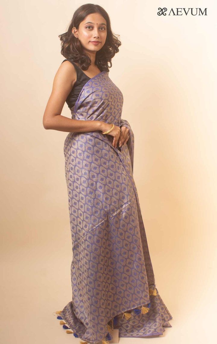 Katan Silk Saree with weaving designs - 18120 Saree Raj Dev Kumar   