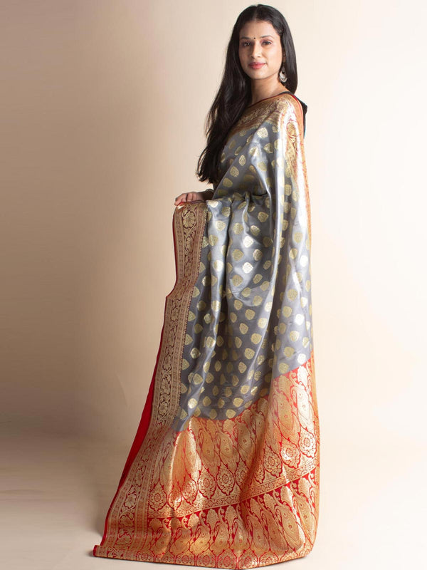 Banarasi Saree with Blouse Piece - 3433 Saree AEVUM 2   