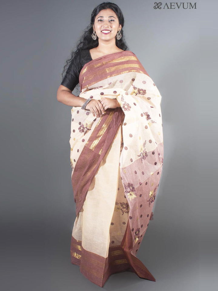Floral Embroidery Bengal Cotton Tant Saree - 9480 Saree AEVUM