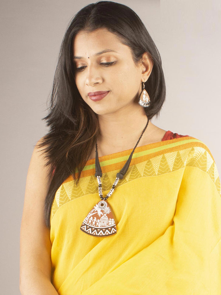 Triangular Hand Painted Terracotta Necklace Set - 9723 Jewellery Kasturi Sengupta   