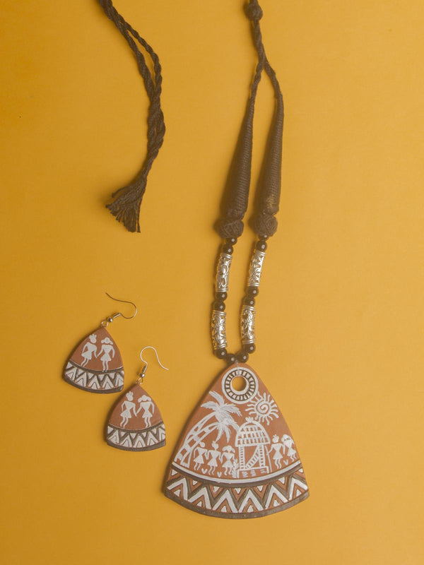 Triangular Hand Painted Terracotta Necklace Set - 9723