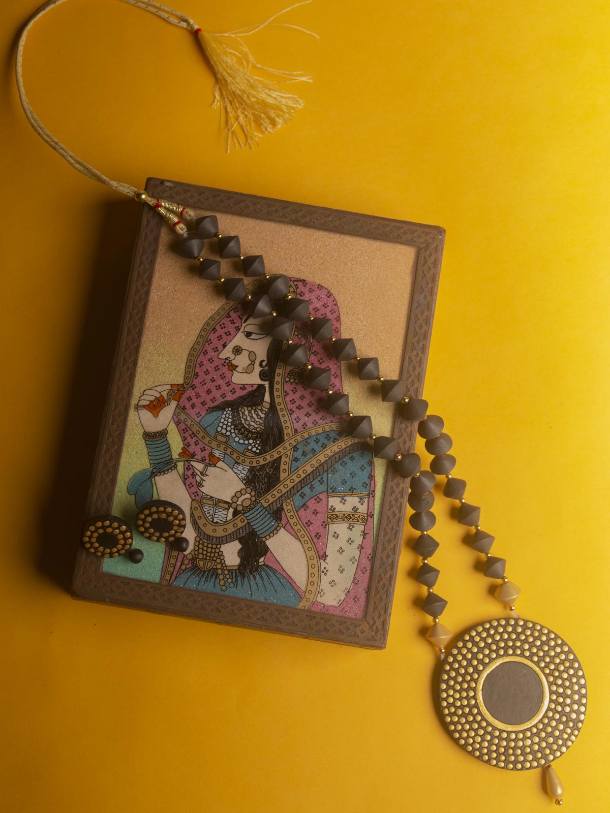 Round Hand Painted Terracotta Necklace Set - 9738 Jewellery AEVUM