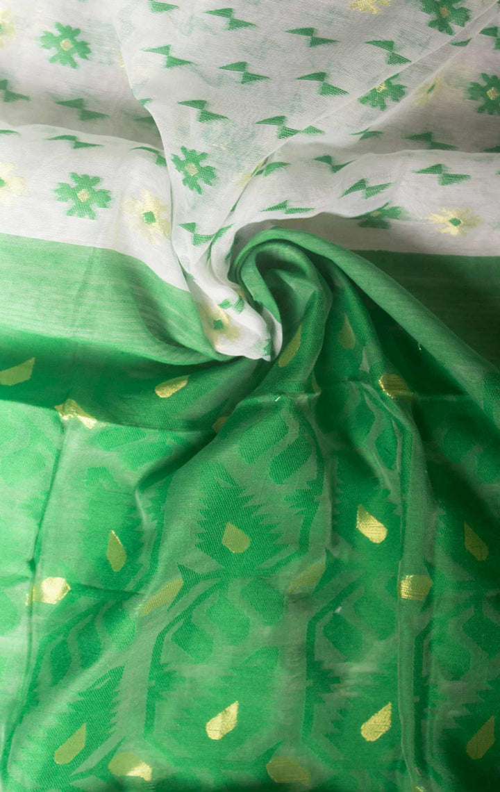 Soft Dhakai Jamdani Saree without Blouse Piece - 0859 Saree Anita Kuthir   