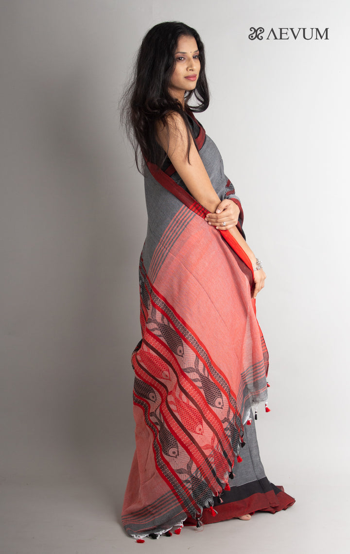 Begampuri Fish Madhyamani Bengal Cotton Saree - 0609 Saree AEVUM   