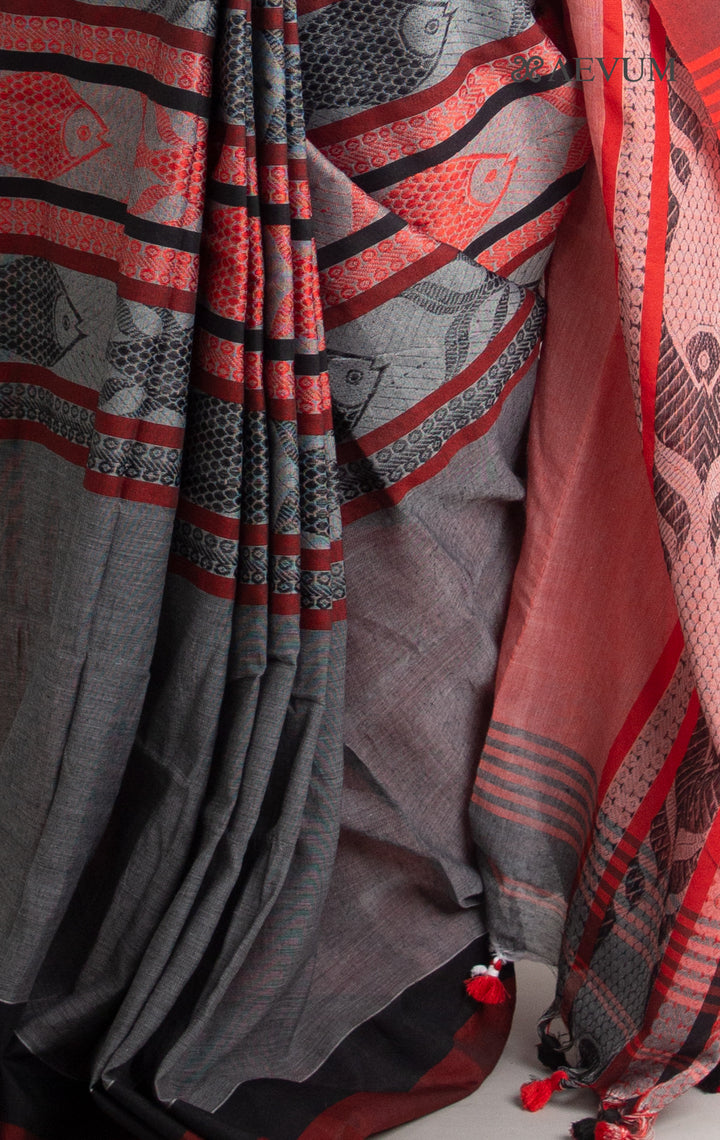 Begampuri Fish Madhyamani Bengal Cotton Saree - 0609 Saree AEVUM   