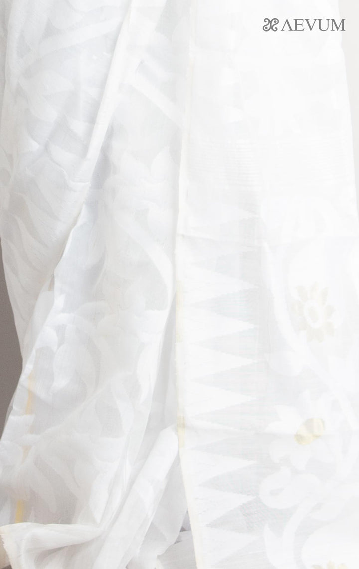 Paddo Dhakai Jamdani Saree without Blouse Piece - 0883 - AEVUM