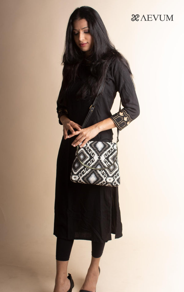 Woven Fabric Envelope Sling Bag - 3060 - AEVUM