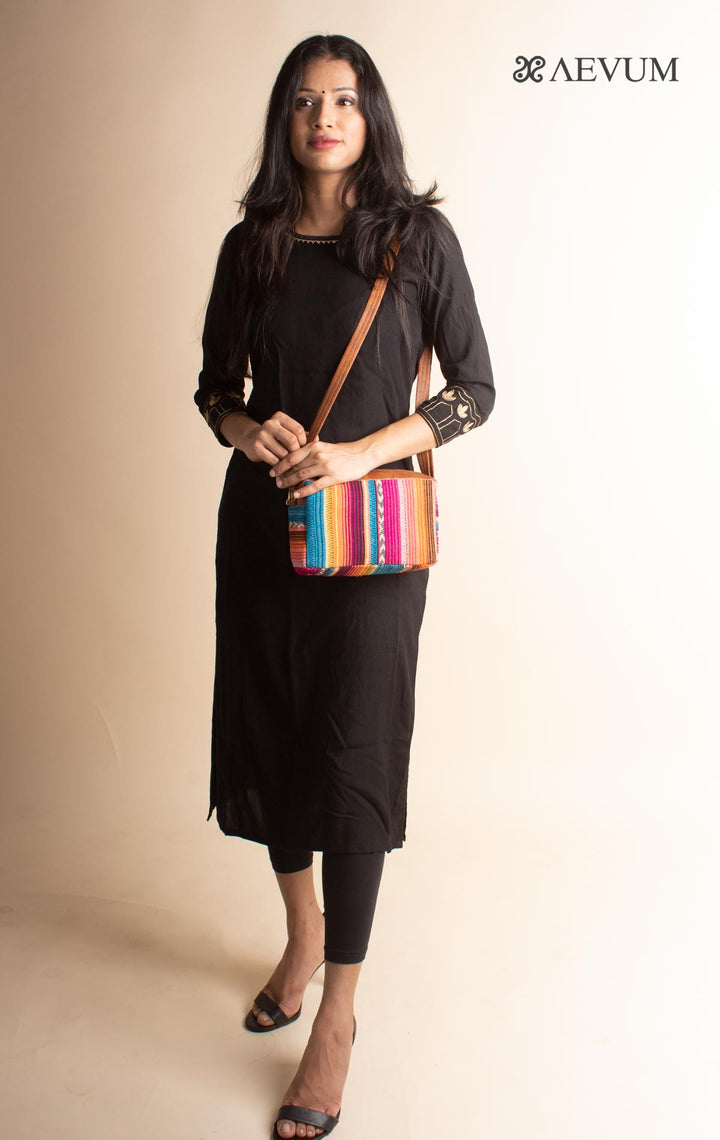 Pouch Sling Bag - 3070 - AEVUM