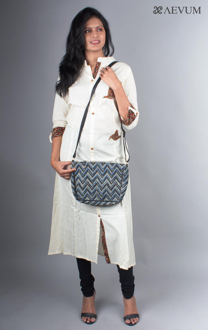 Ikkat Design Sling Bag - 3878 Bags reema   