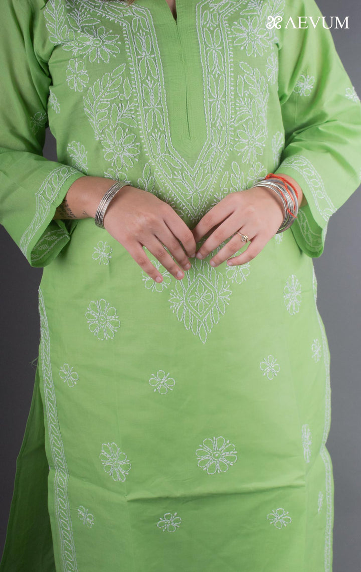 Hand Embroidered Lucknowi Chikankari Kurti - 7187 - AEVUM