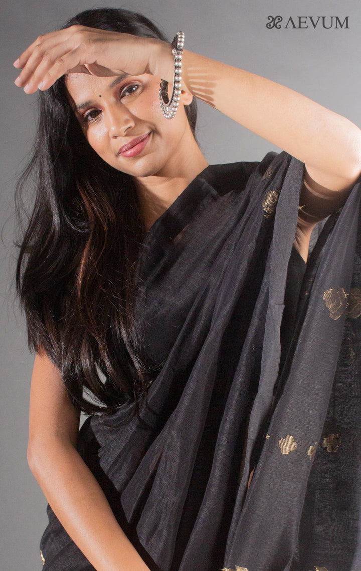 Silver Look Alike Heavy Bangle / Kada - 8037 Jewellery AEVUM