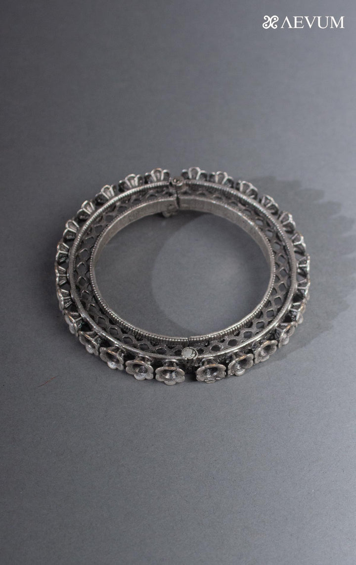 Silver Lookalike Openable Bangle / Kada - 8218 Jewellery Kalyan Arts   