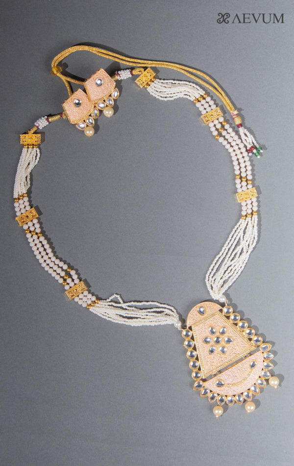 Golden Meenakari Pendant Necklace Set - 8286 Jewellery AEVUM