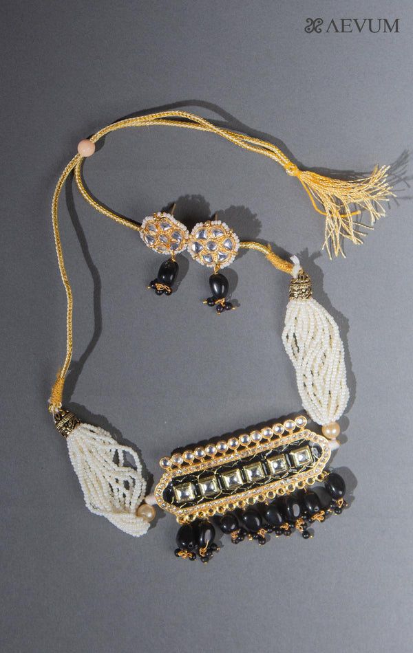 Kundan Meena Choker Set - 8287 Jewellery AEVUM