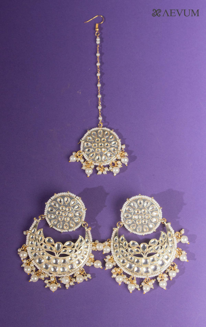 Kundan Meenakari Earrings with Maangtika - 8312 Jewellery Ozanoo   