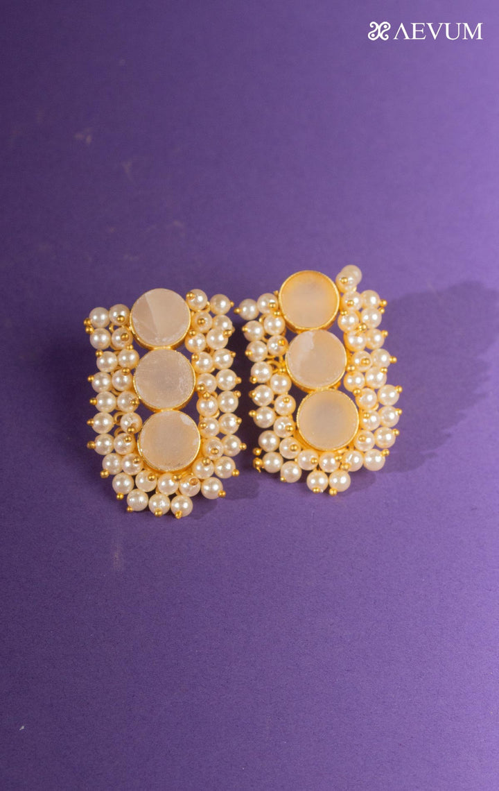 Matt Golden Druzy Stone Stud Earrings - 8318 Jewellery Ozanoo   