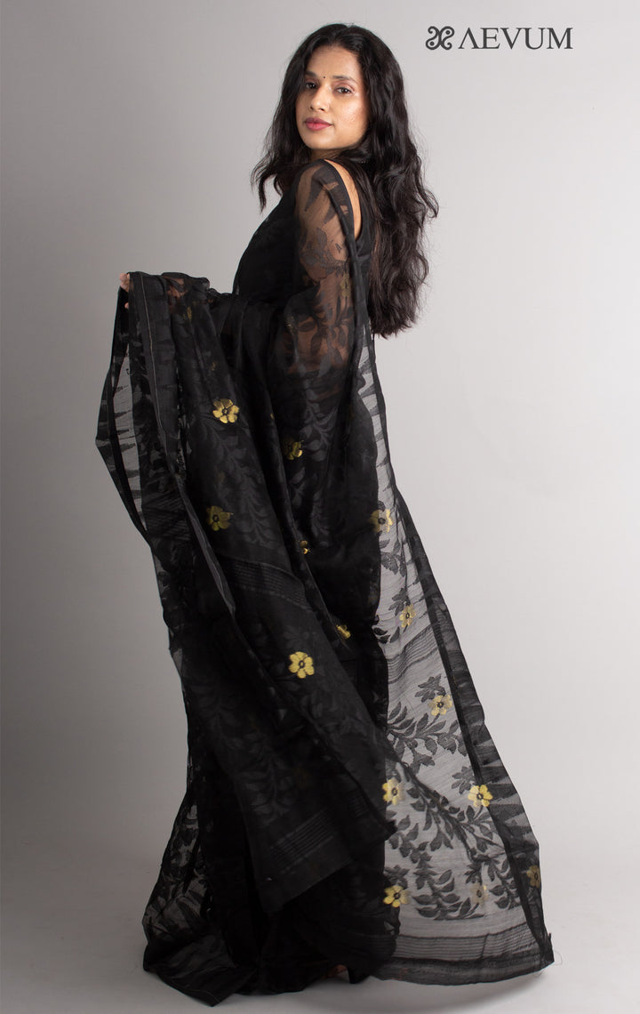Soft Dhakai Jamdani Saree without Blouse Piece - 0512 - AEVUM