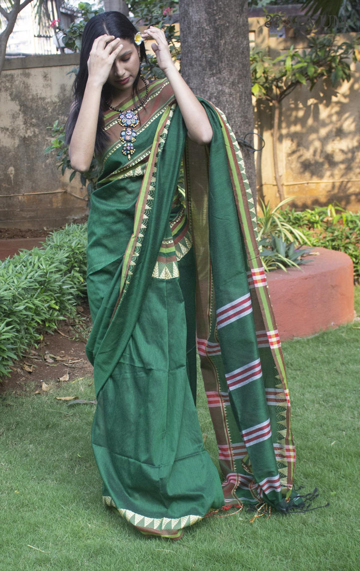 Madhumani Begampuri Bengal Cotton Handloom Saree - 9763 Saree Riya's Collection   