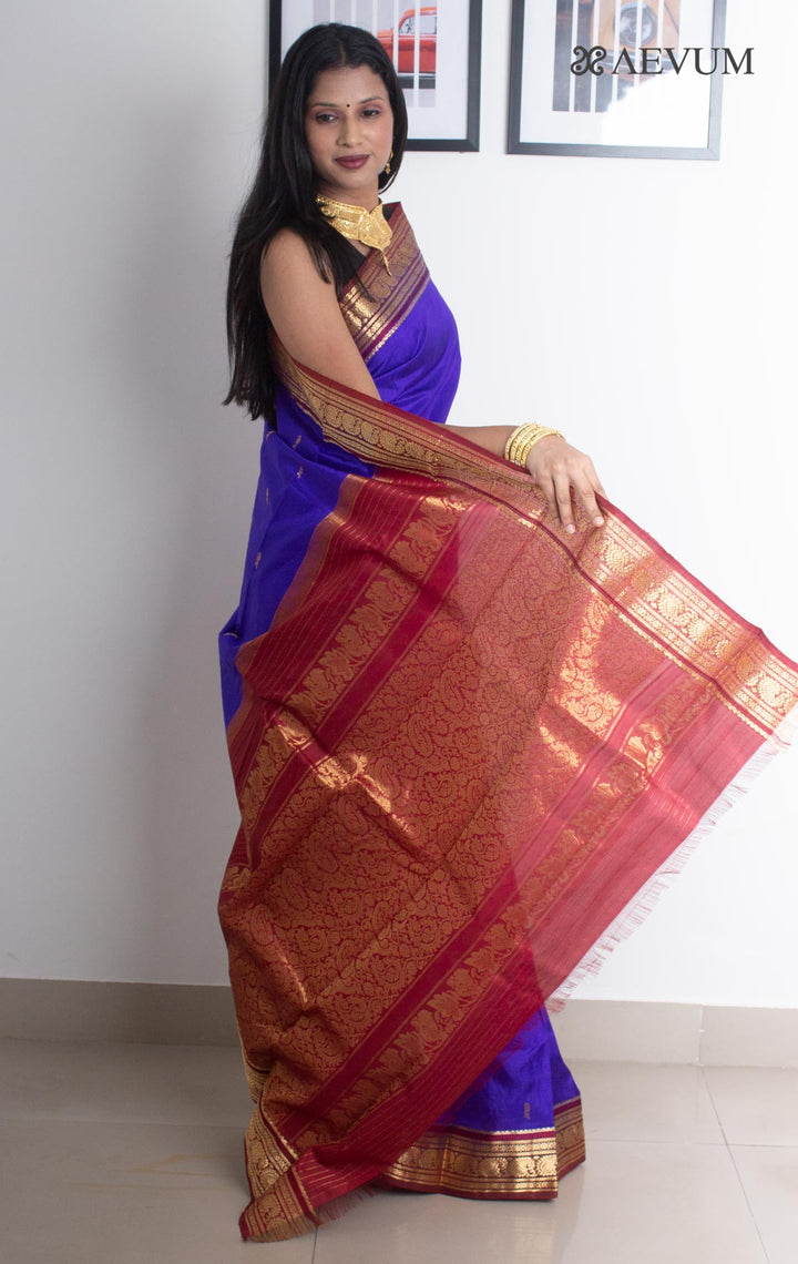 Kanjivaram Banarasi Handloom Pure Silk Saree with  Silk Mark - 2686 - AEVUM