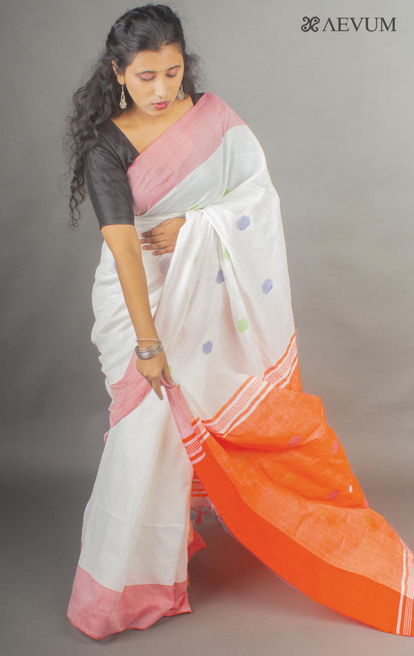 Begampuri Bengal Cotton Handloom Saree with Blouse piece - 9941 Saree AEVUM 2   